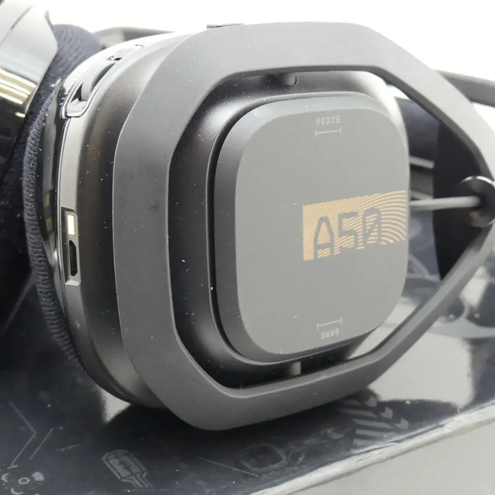 Astro A50 Wireless Gaming Headset + Base Station Gen 4 for Xbox PC Black w/ Box